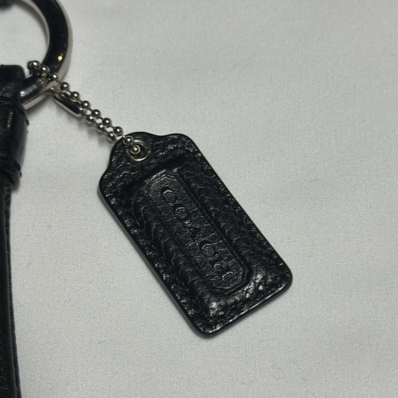 100% authentic Coach black leather crossbody / messenger bag - Picture 2 of 13